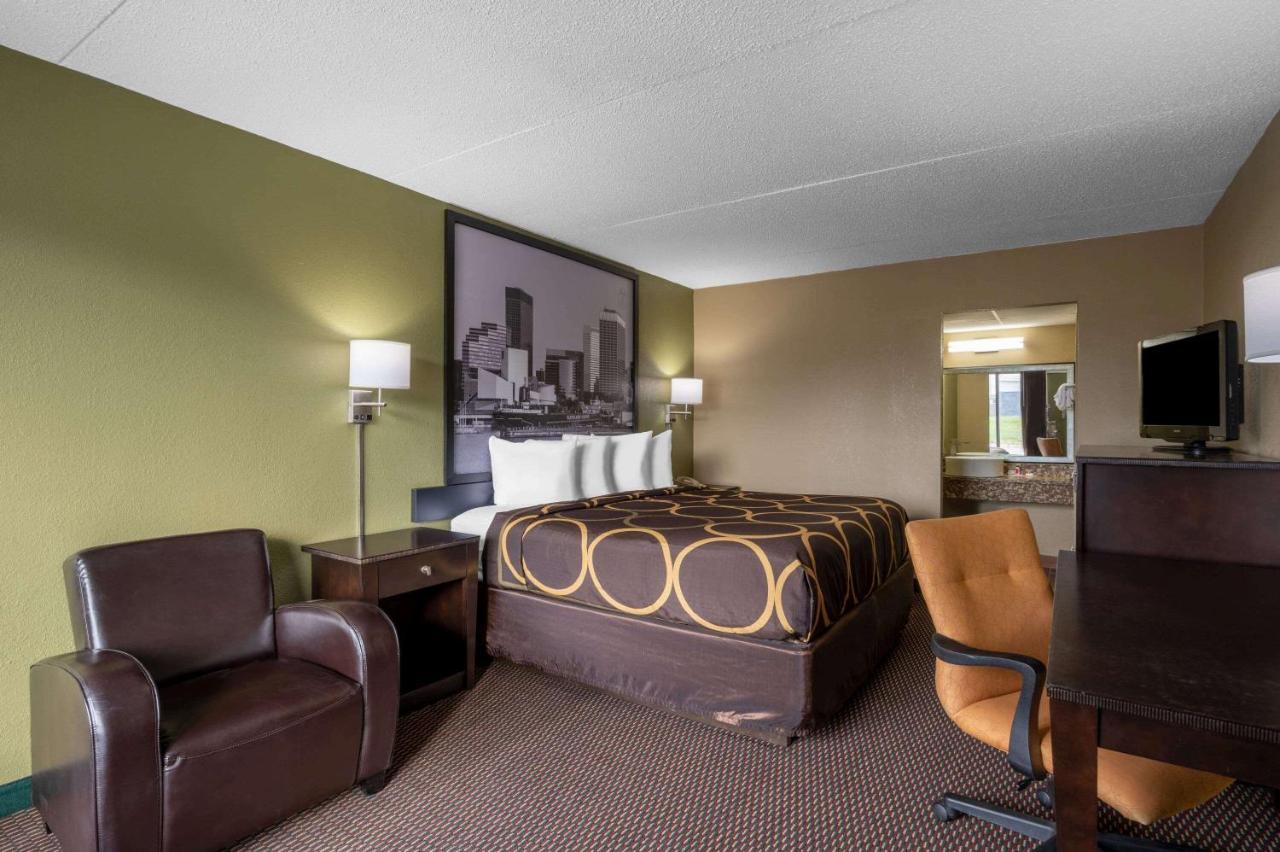 Super 8 By Wyndham Perrysburg-Toledo Exterior foto