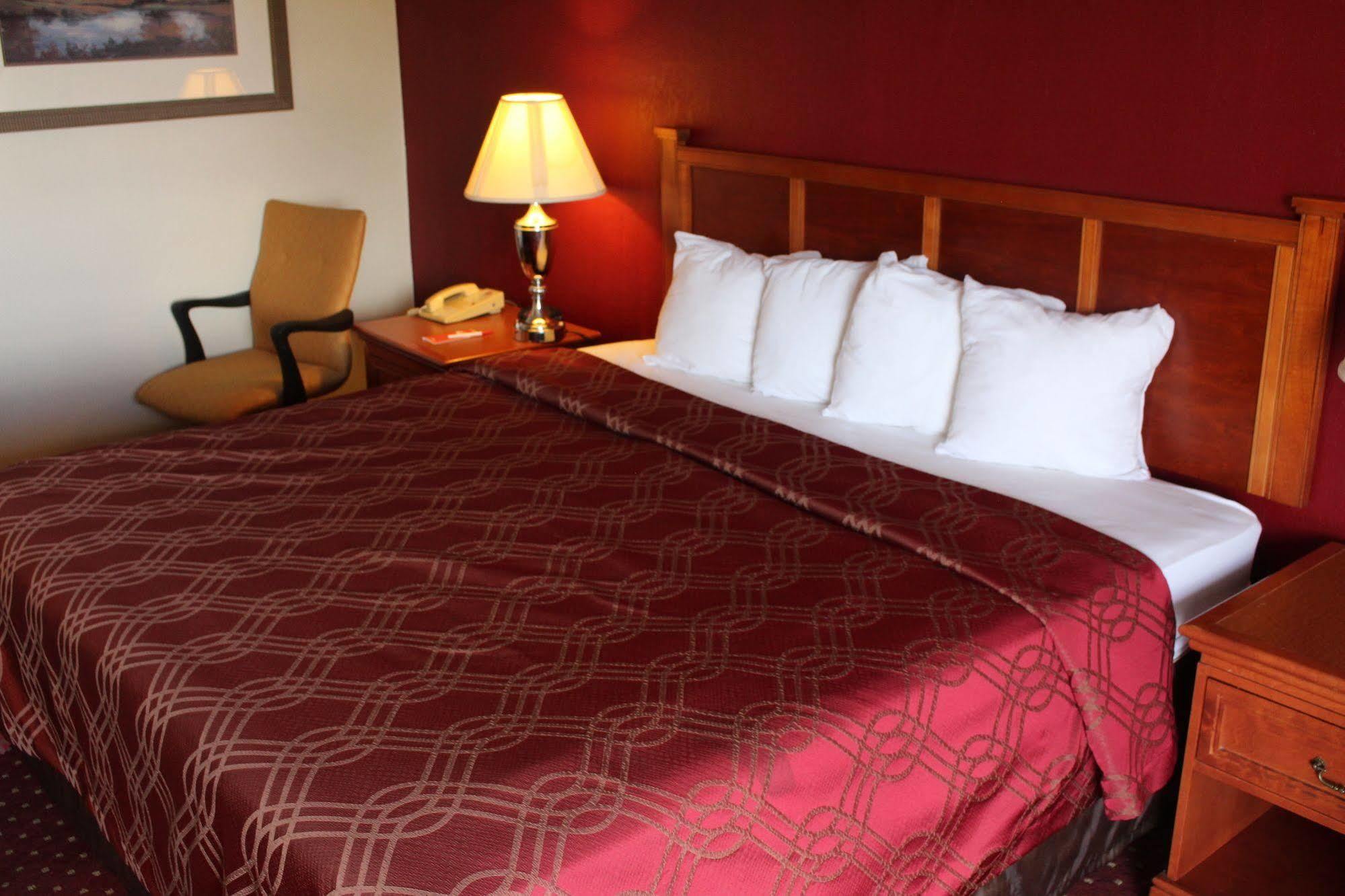 Super 8 By Wyndham Perrysburg-Toledo Exterior foto