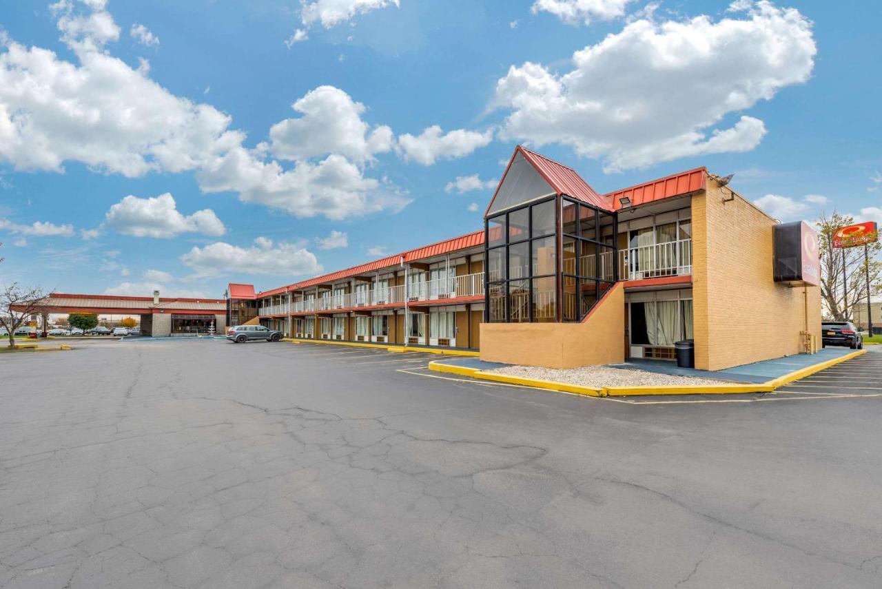 Super 8 By Wyndham Perrysburg-Toledo Exterior foto